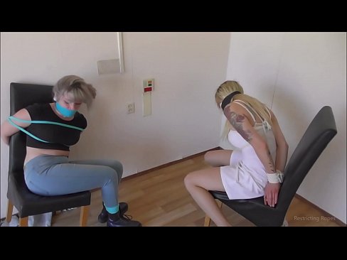 ❤️ Süchtig / gefesselt und geknebelt / Jungfrau in Nöten Fucking video bei de.com-porn-zog.ru ️❤